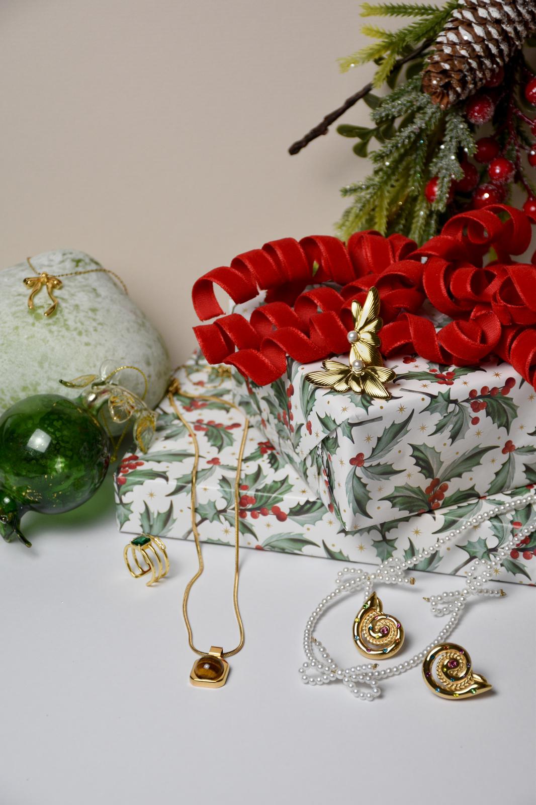 Mystery Jewelry Box – Unbox Elegance for Just £29!