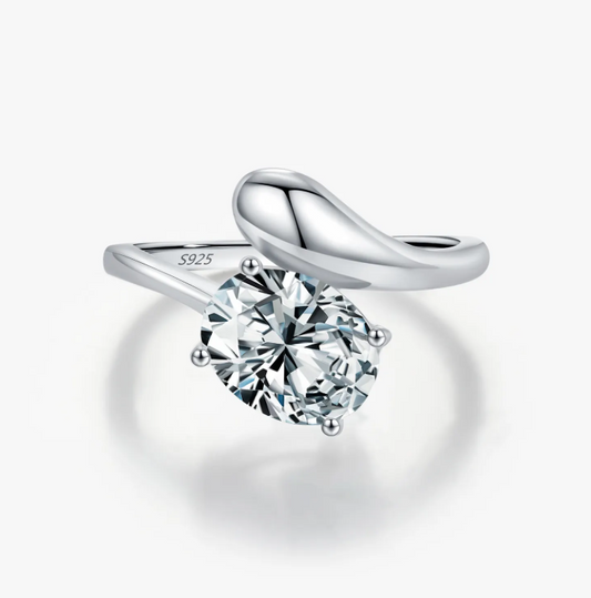 Luna Grace Ring