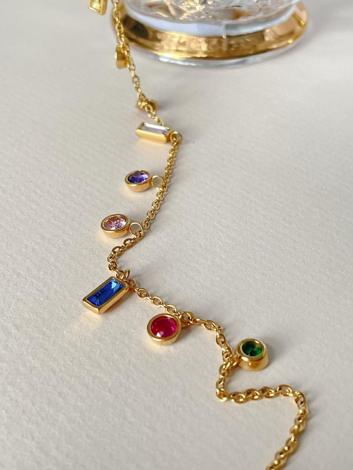 The infinity Necklace