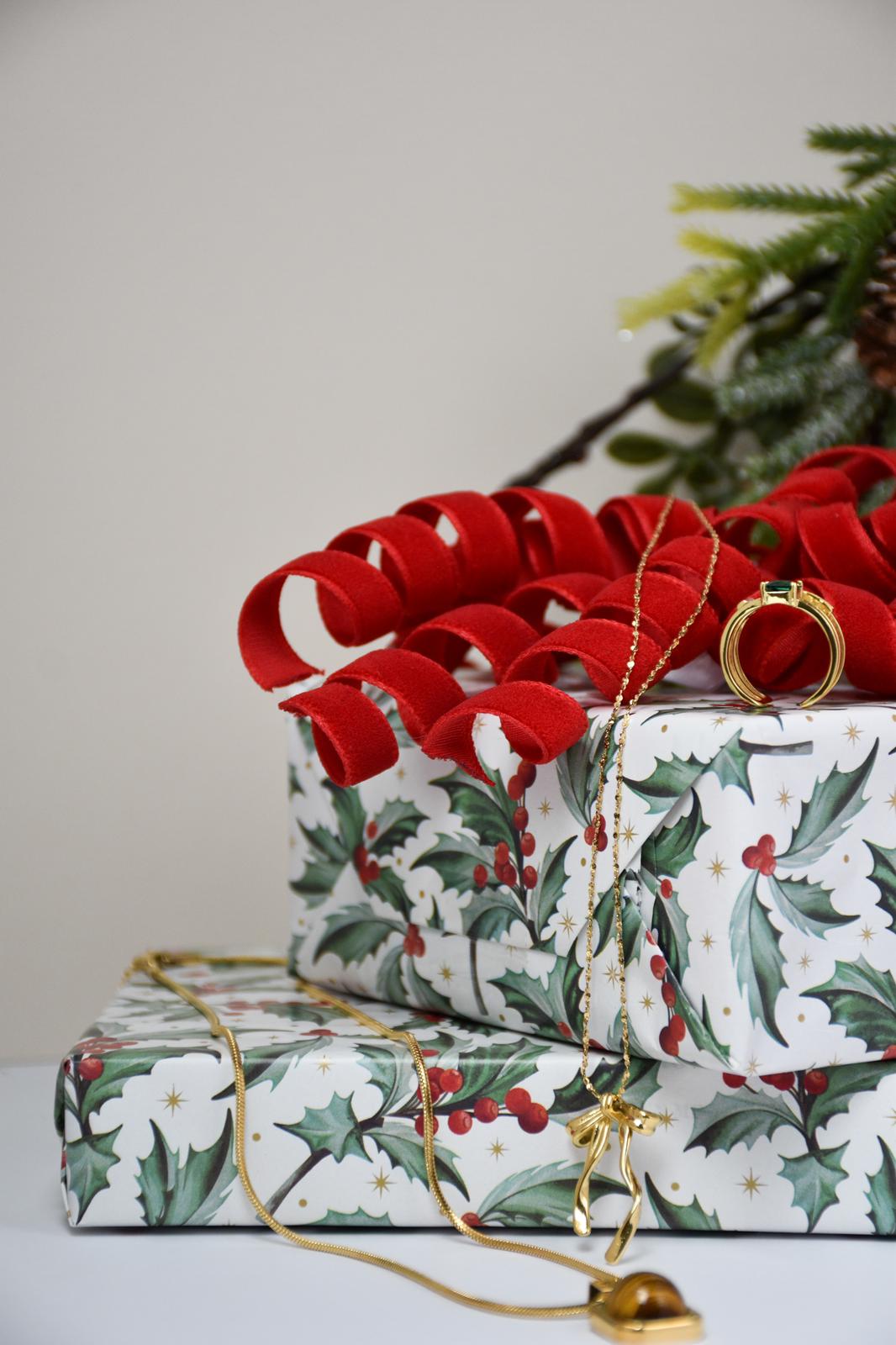 Mystery Jewelry Box – Unbox Elegance for Just £29!