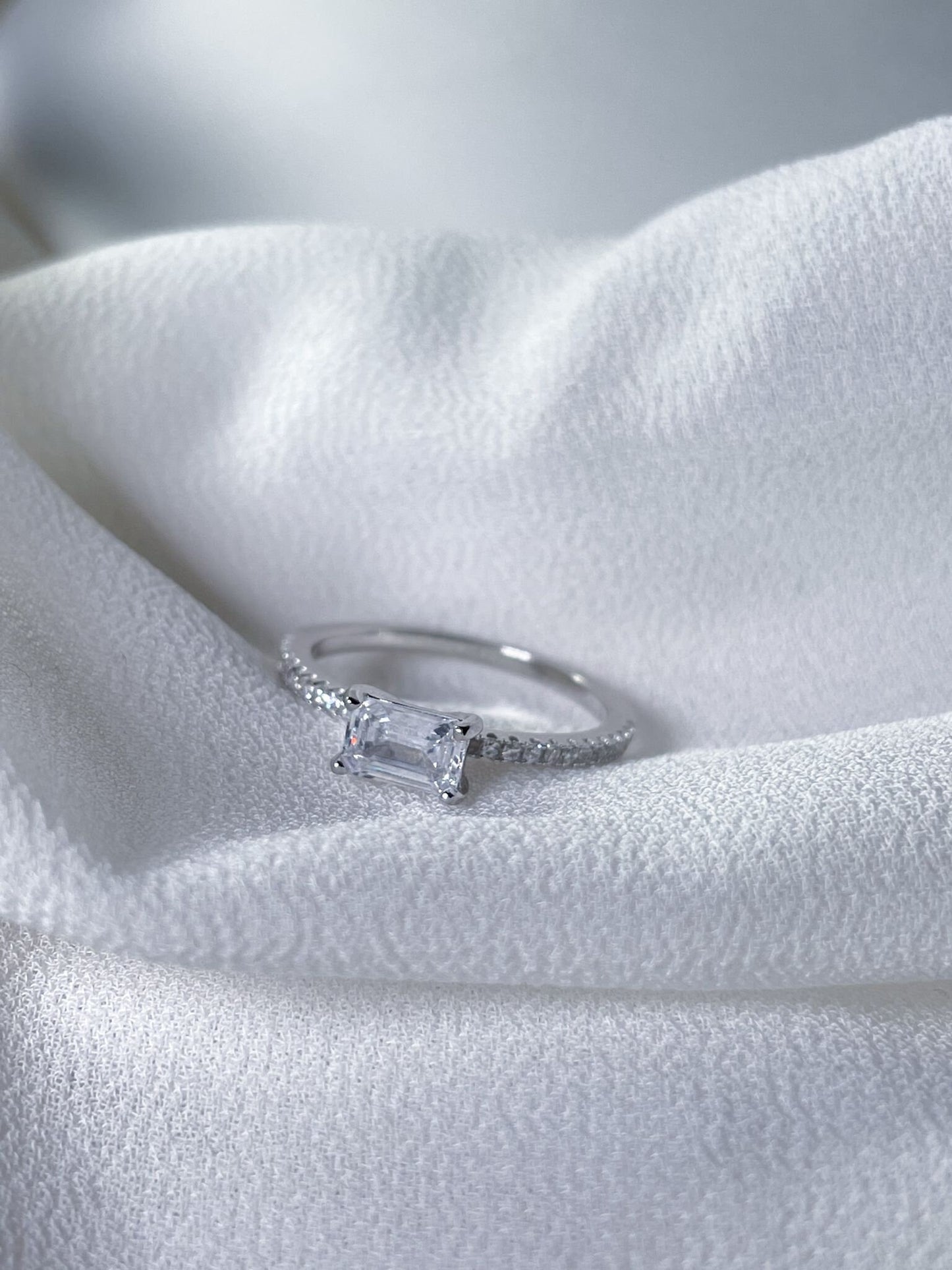 Lunar Ring